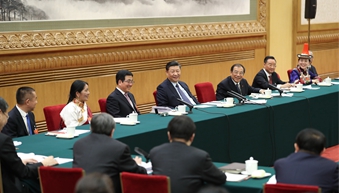 在甘肅團(tuán)，習(xí)近平響鼓重錘