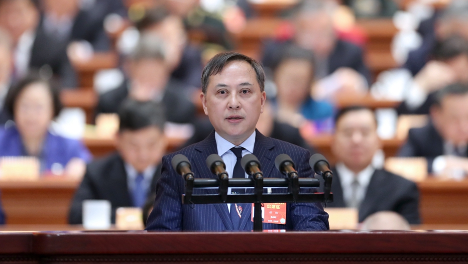 重慶醫(yī)科大學附屬第二醫(yī)院院長，重慶黨外知識分子聯(lián)誼會副會長 任紅