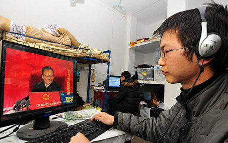 2010年網(wǎng)友關(guān)注溫家寶總理接受中國政府網(wǎng)、新華網(wǎng)聯(lián)合專訪