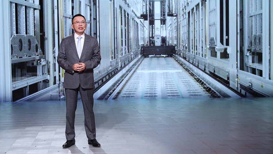 TCL創(chuàng)始人、董事長(zhǎng)李東生