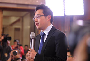 經(jīng)濟(jì)日報、中國經(jīng)濟(jì)網(wǎng)記者提問