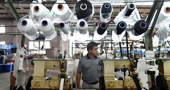 人民日?qǐng)?bào)評(píng)論員：歷史不能選擇，現(xiàn)在可以把握，未來可以開創(chuàng)