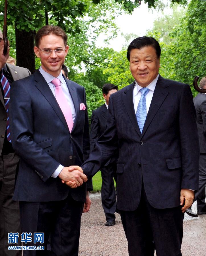 6月12日，中共中央政治局常委、中央書記處書記劉云山在赫爾辛基會見芬蘭總理卡泰寧。 新華社記者饒愛民攝