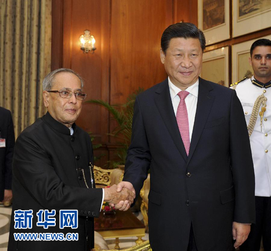 9月18日，國(guó)家主席習(xí)近平在新德里會(huì)見印度總統(tǒng)慕克吉。 新華社記者張鐸 攝 