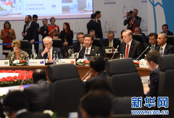 11月15日，國(guó)家主席習(xí)近平在土耳其安塔利亞出席二十國(guó)集團(tuán)領(lǐng)導(dǎo)人第十次峰會(huì)第一階段會(huì)議。 新華社記者李學(xué)仁攝 