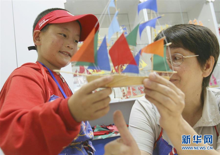(新華全媒頭條·圖文互動(dòng))(6)在愛的海洋里成長——記“海洋”全俄兒童中心接收汶川地震災(zāi)區(qū)兒童療養(yǎng)十周年