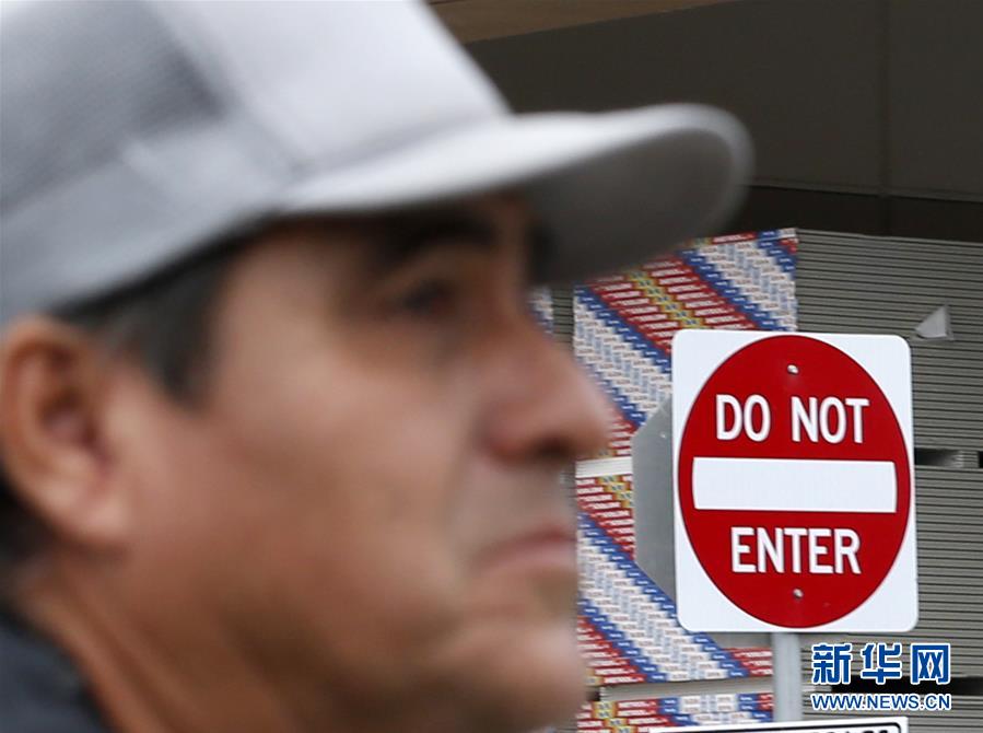 (國際·圖文互動(dòng))(1)通訊:“根本沒有人在乎我們”——探訪美墨邊境墻邊的“日工”市場