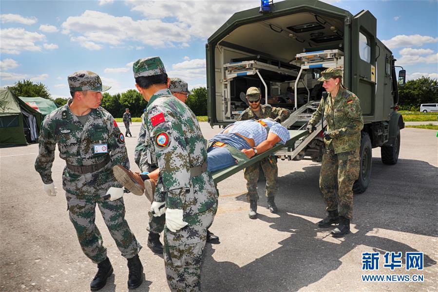 (國際·圖文互動)(1)向?qū)崙?zhàn)化聚焦 向深度融合拓展——中德“聯(lián)合救援-2019”衛(wèi)勤實兵聯(lián)合演習亮點回眸