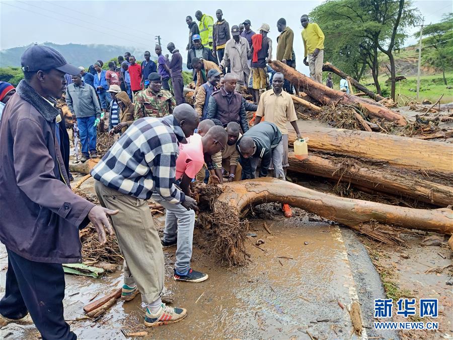 (國際)(3)肯尼亞山體滑坡死亡人數(shù)升至37人