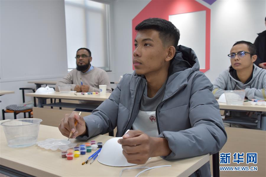 (圖文互動(dòng))(2)“異鄉(xiāng)非異客”——緬甸青年中國(guó)留學(xué)記