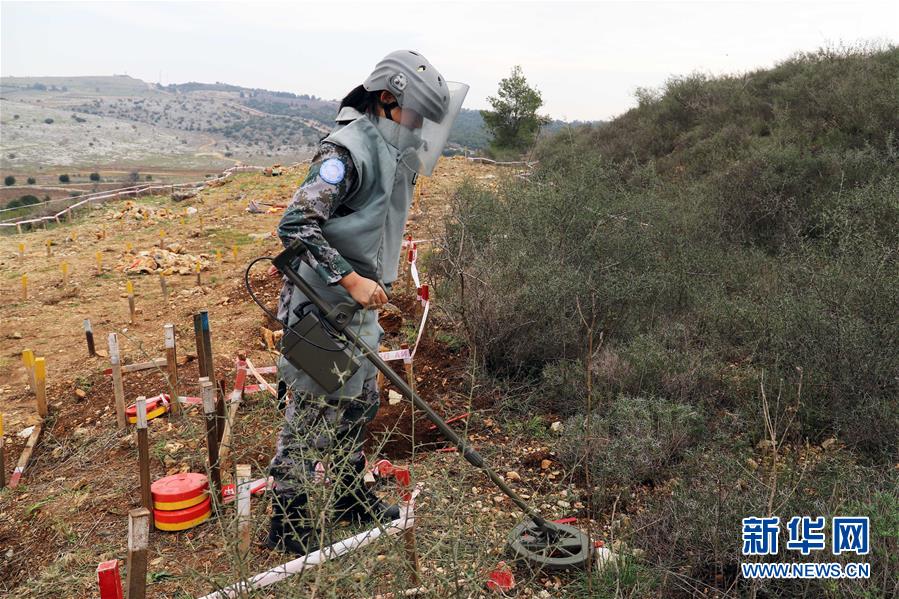（國際&middot;圖文互動）（2）通訊：&ldquo;中國軍人掃雷一如既往專業(yè)和敬業(yè)！&rdquo;&mdash;&mdash;記中國赴黎維和部隊完成&ldquo;藍線&rdquo;3個雷場清排任務