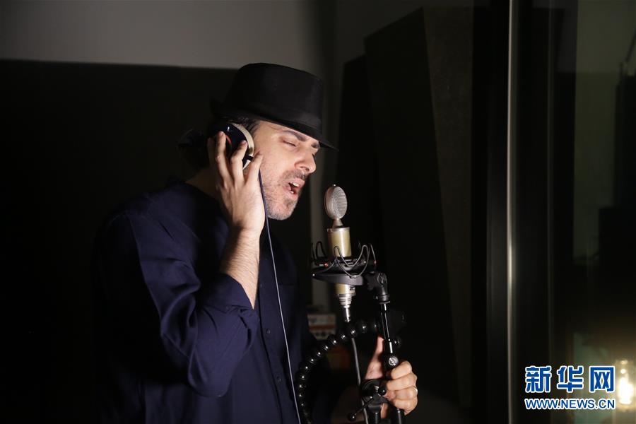 （海外抗疫故事&middot;圖文互動）（3）通訊：用原創(chuàng)音樂支持中國抗擊新冠疫情的以色列歌手