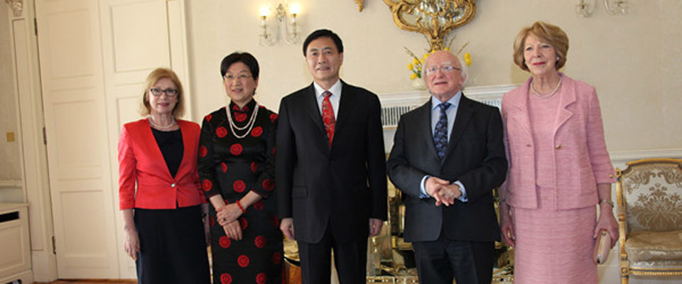 愛爾蘭總統(tǒng)說中國平穩(wěn)發(fā)展對(duì)世界是重要機(jī)遇