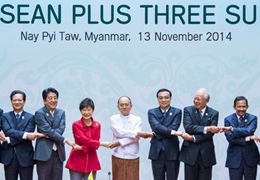 李克強(qiáng)在第十七次東盟與中日韓領(lǐng)導(dǎo)人會(huì)議上講話