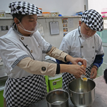 康康的糕點(diǎn)師之夢(mèng)