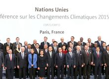 習近平出席氣候變化巴黎大會、訪問津巴布韋和南非并主持中非合作論壇峰會（2015.11.29-2015.12.5）