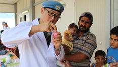 通訊：&ldquo;敬佑生命　大愛無疆&rdquo;&mdash;&mdash;記中國赴黎維和部隊(duì)醫(yī)師節(jié)義診活動(dòng)