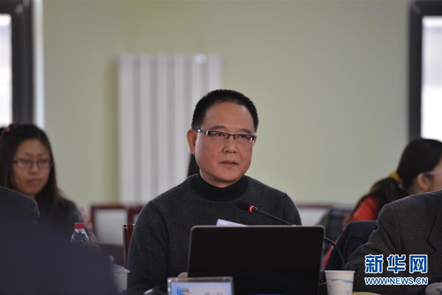 黃星在新華網(wǎng)2012&ldquo;縱論天下&rdquo;國(guó)際問(wèn)題研討會(huì)上發(fā)言