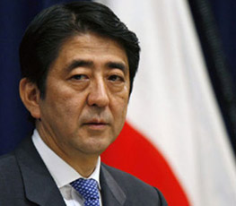 2013，安倍的&ldquo;狂人日記&rdquo;