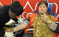 南非國民迎接&ldquo;世界獻(xiàn)血日&rdquo;(組圖)